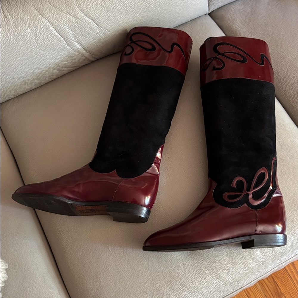 Vintage Bally burgundy and black riding style boots. Size 37 1/2. Made in Italy